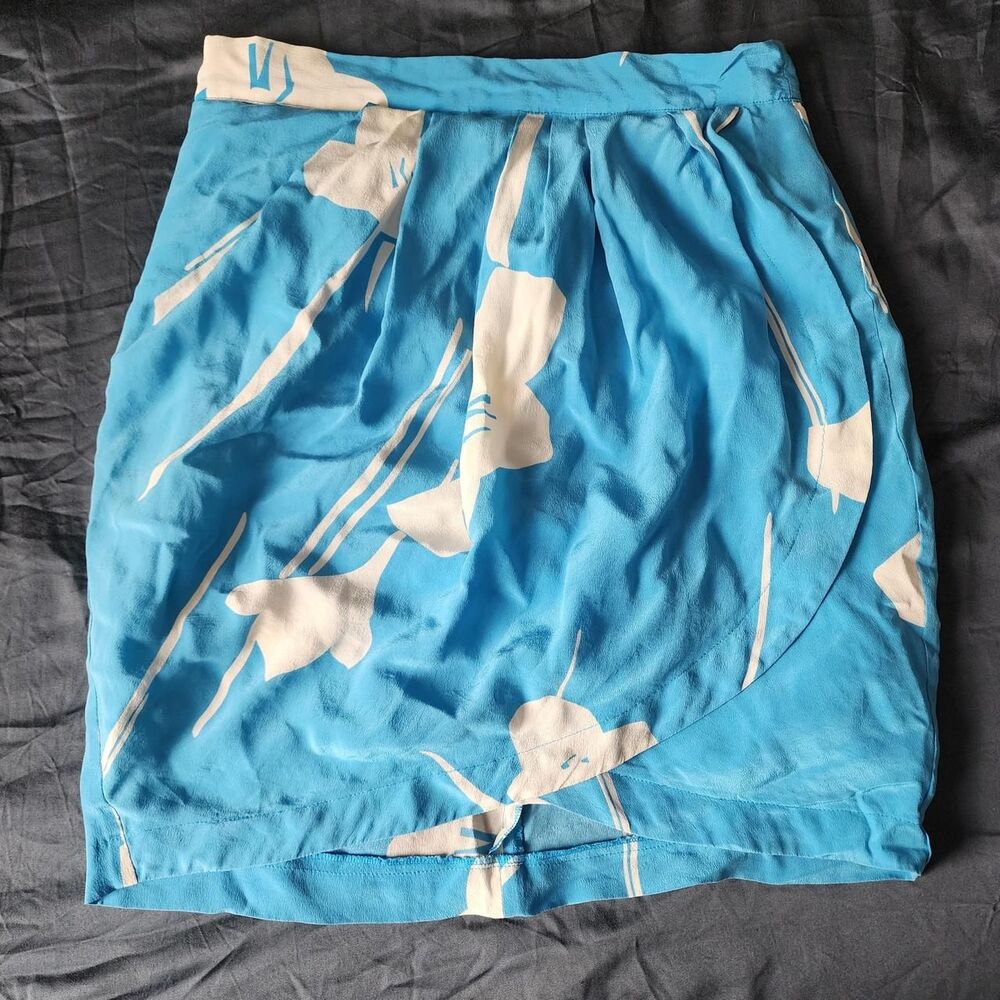 Yumi-kim Women's White and Blue Skirt